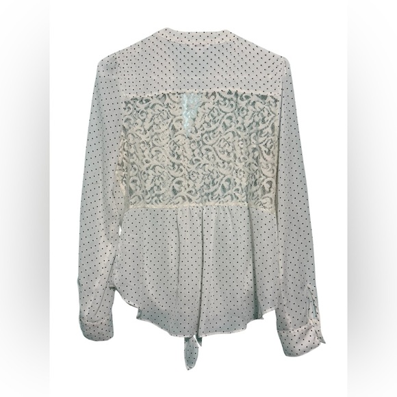 Candies Polka Dot black and white blouse Size Large with roll tab sleeves. - Picture 2 of 8